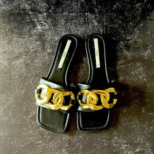 Zara flat slip on sandals with gold chain